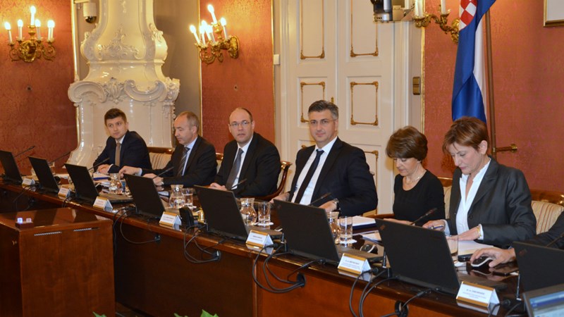 Predsjednik Vlade: Spremni smo dati doprinos zaštiti gospodarstva ukoliko ne dođe do cjelovitog dogovora u Agrokoru 